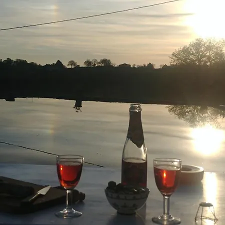 Luxury tent Tente-Cabane En Quercy *