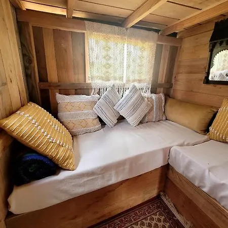 Tente-cabane En Quercy * Planioles