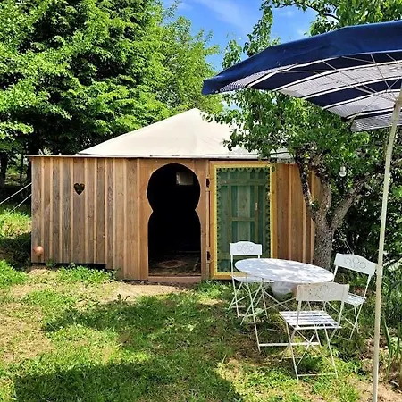 Tente-cabane En Quercy Planioles